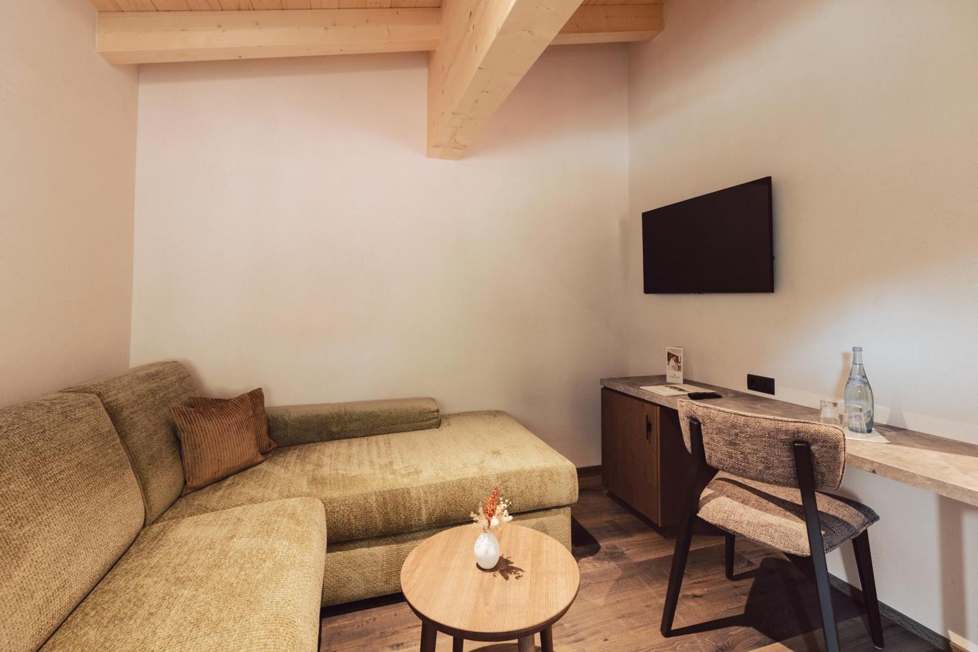 קאונרטל Hotel Weisseespitze מראה חיצוני תמונה